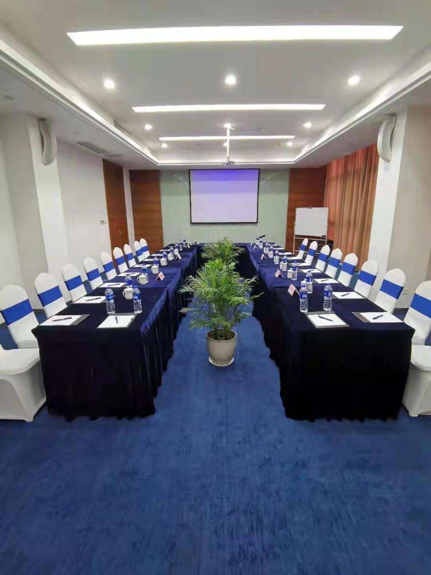 Holiday Inn Express Suzhou Changjiang By Ihg ภายนอก รูปภาพ